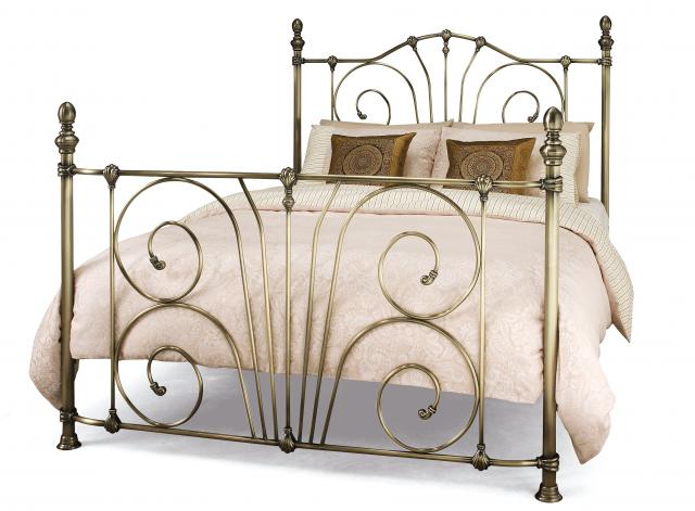 Jessica_Brass_Bed.jpg