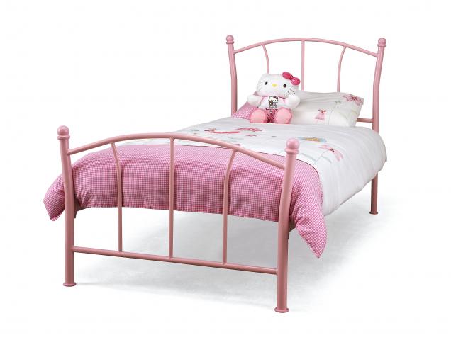 Penny_Pink_Bed.jpg