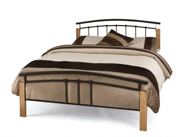 Tetras_Black_Bed.jpg